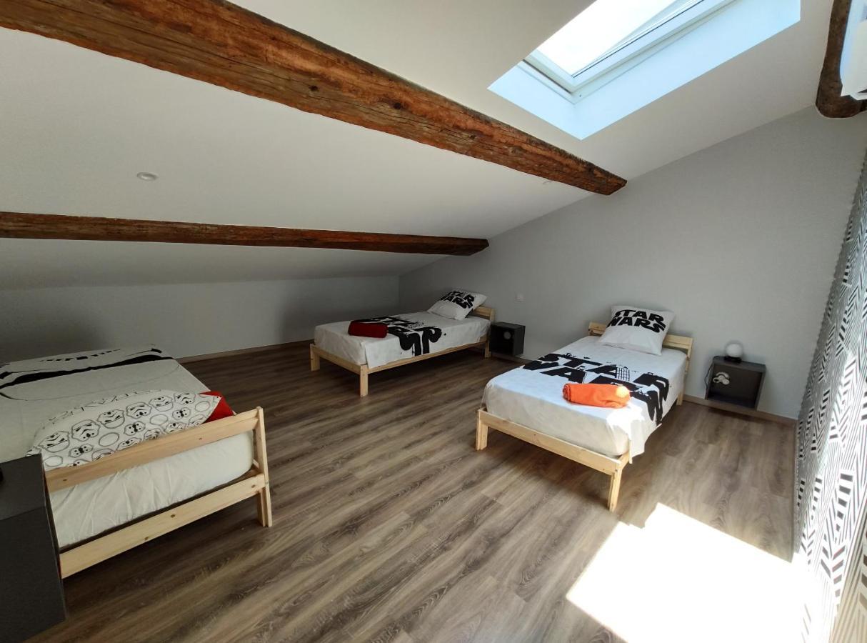 Colormix 3 Etoiles - 95M2 Plein Centre - Ensoleille Climatise Apartment Meze Luaran gambar