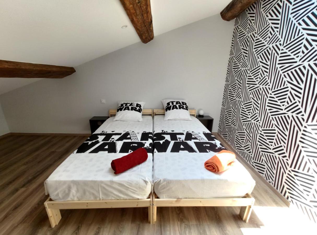 Colormix 3 Etoiles - 95M2 Plein Centre - Ensoleille Climatise Apartment Meze Luaran gambar