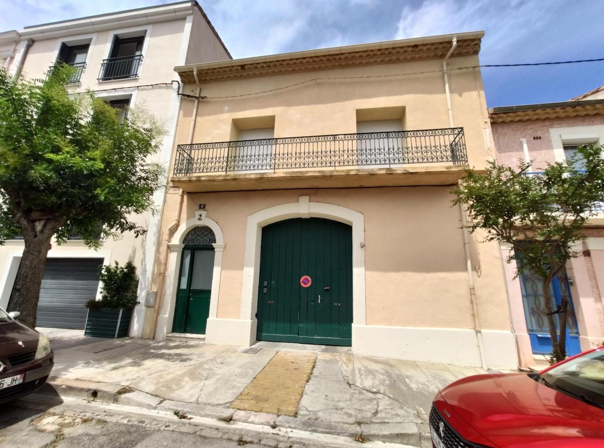 Colormix 3 Etoiles - 95M2 Plein Centre - Ensoleille Climatise Apartment Meze Luaran gambar